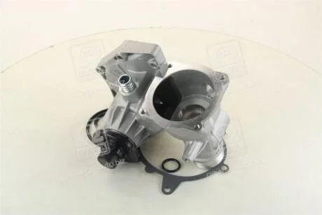 BMW помпа води E38 735i 3,5i 8цилиндров 96-/740 4,4i 96-98 MAGNETI MARELLI 352316170045
