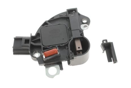 Регулятор напруги (14V) VOLVO V50 FORD FOCUS C-MAX, FOCUS I, FOCUS II 1.4-2.0D 10.98-09.12 MAGNETI MARELLI 940016012300