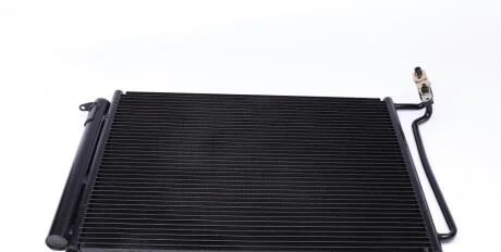 Радіатор кондиціонера BMW X5 (E53) 3.0-4.8i/3.0d 00-06 MAHLE / KNECHT AC311001S