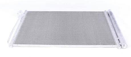 Радіатор кондиціонера MAHLE / KNECHT AC344000S