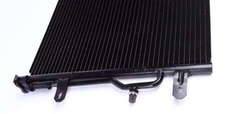 Радіатор кондиціонера A4/A6 1.6-3.0/1.9D/2.5D 00-12 MAHLE / KNECHT AC807000S