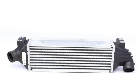 Радіатор інтеркулера Transit 2.0-2.4 D 00-06 MAHLE / KNECHT CI 203 000S