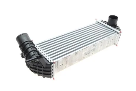 Радіатор інтеркулера MAHLE / KNECHT CI 243 000P