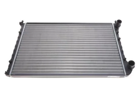 Радіатор охолодження двигуна Doblo 1.9D/1.4/1.6i 01- (-AC/700x306x26) MAHLE / KNECHT CR753000S