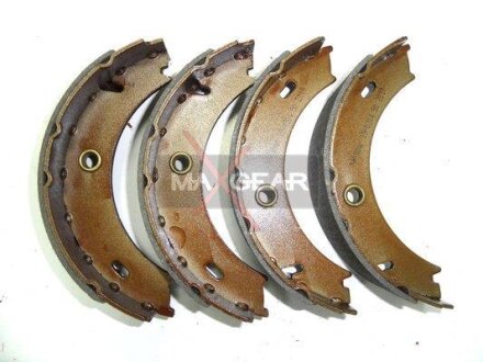 Колодки ручника, Sprinter 904 / VW LT, 1995-2006, (спарка) MAXGEAR 19-0304