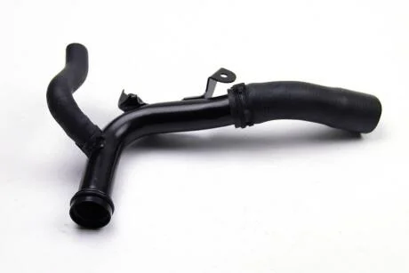 Патрубок системы охладения Renault Laguna,Trafic II 2.0 DCI 07- Metalcaucho 03228