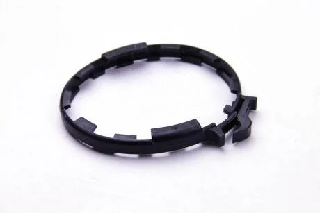 Хомут кришки паливного фільтру Berlingo/Partner 1.9D(DW8) 98- Metalcaucho 03761