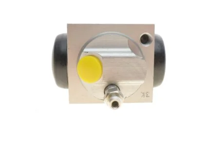 Цилиндр тормозной (рабочий) Dacia Duster 1.5 dCi/1.6 16V 10- (L) Metelli 04-1023