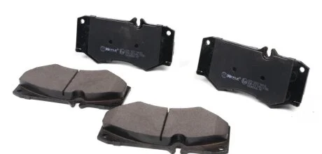 Комплект дисковых тормозных колодок MEYLE 025 207 8418