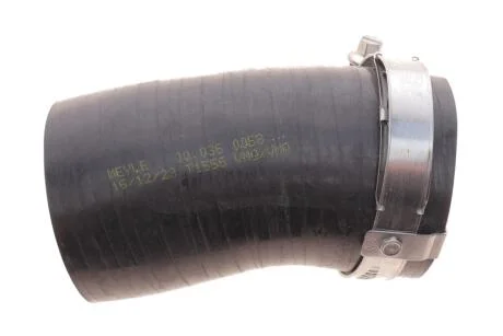 Патрубок VAG A3/LEON/OCTAVIA/GOLF 03- MEYLE 1000360058