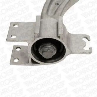 Сайлентблок переднього важеля MONROE L23830