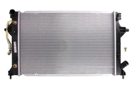 HYUNDAI Радіатор системи охолодження двигуна ELANTRA VI 1.6, 2.0 15- NISSENS 636727