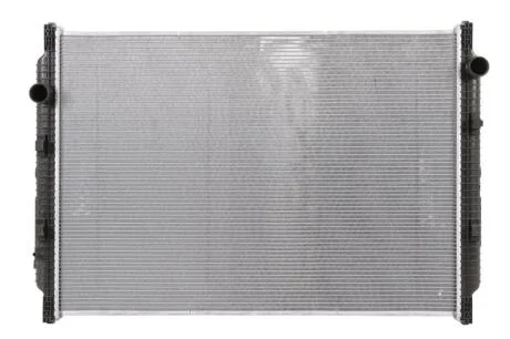 Радиатор охлаждения двигателя RVI PREMIUM 05 TRUCK NISSENS 637850