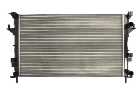 Радіатор охолодження RENAULT LAGUNA II (01-) NISSENS 63813