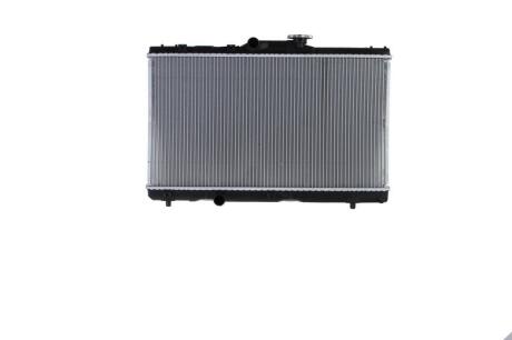 Радіатор охолодження TOYOTA NISSENS 64786A