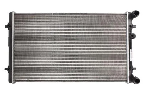 Радиатор, охлаждения дивгателя NISSENS 65011