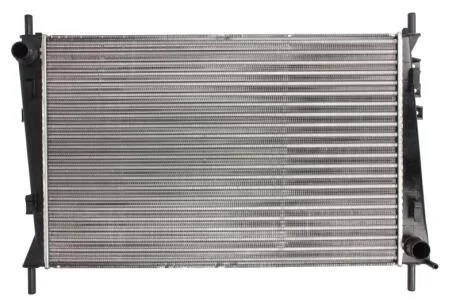 Радіатор охолодження двигуна First Fit NISSENS 66704