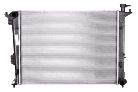 Радиатор охлаждения двигателя NISSENS 66761