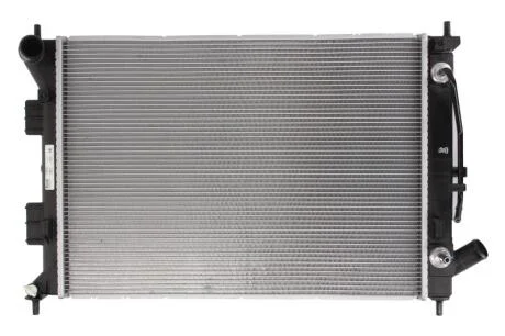 Радиатор охлаждения двигателя HYUNDAI I30 12- 1.6-1.8 NISSENS 675039