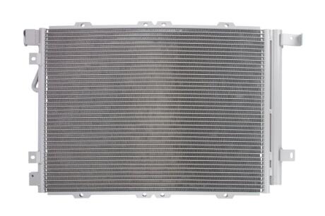 Конденсер кондиціонера NISSENS 940203