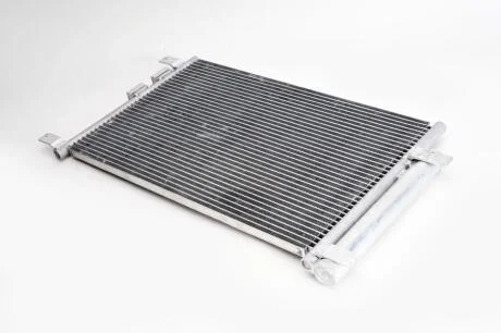 Конденсер кондиціонера NISSENS 94746