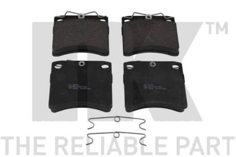 Тормозные колодки передние (18.2mm) VW T4 90- (диск 15 вентилируемый) (Lucas) NK 224721