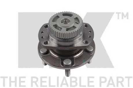 Ступиця взборі задня Chrysler Voyager 1996-2000 Rear, FWD-15"Wheel NK 769303