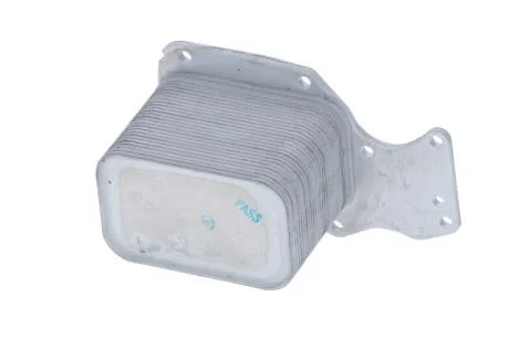 Радiатор масляний BMW 3 (F30/F80)/5 (F10/G30/F90)/7 (G11/G12) 11- NRF 31284