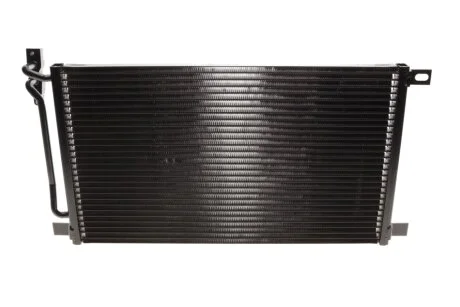 Конденсер кондіционера BMW X3 2.0D 04- NRF 35748