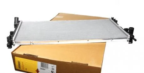 Радиатор охлаждения двигателя FORD Tourneo 00- NRF 509697