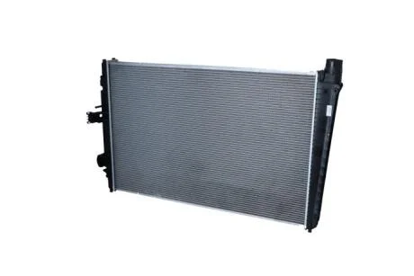 Радіатори та інтеркулера NRF 519679