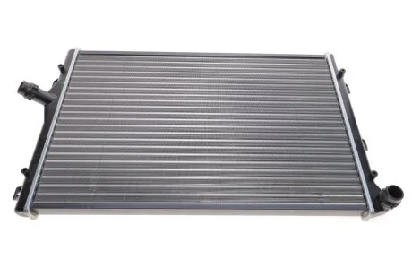 Радиатор охлаждение VAG A3 Leon Caddy Golf Passat 1.6-2.0TDI/TFSI 03- NRF 53425A