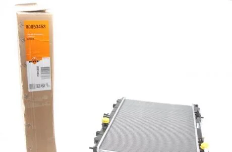 Радиатор охлаждения двигателя NISSAN X-Trail 01- NRF 53453