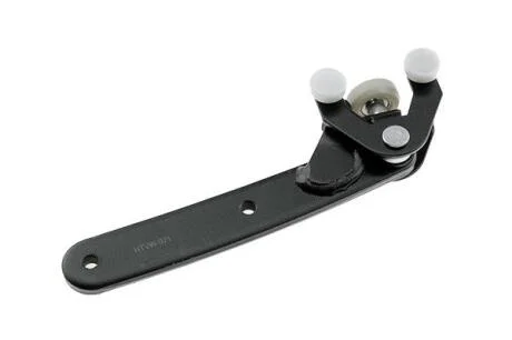 Направляюча нижн. дверей з роликами та кронштейном VW Caddy 04- NTY EZCVW071