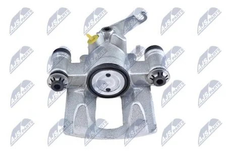 Nissan cabstar f24 суппорт тормозной задний правый нисан кабстар f24 на NISSAN NTY HZTNS025