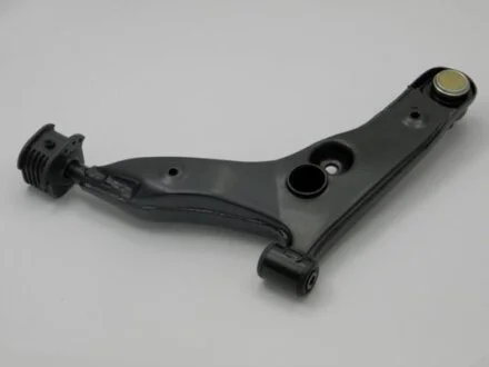 Рычаг независимой подвески колеса Mitsubishi carisma 99.03-, space star 98- PW820084 NTY ZWDMS041