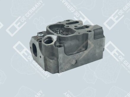 Головка блоку циліндрів / MB LKW 128.0 V6/V8 OM441A/LA/OM442A/LA (БЕЗ КЛАПАНОВ) OE Germany 010120440000