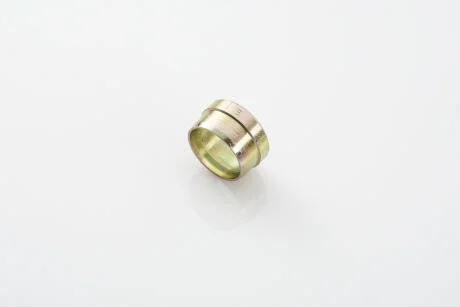 Втулка Металева / КОЛЬЦО УЖИМНОЕ ПОД СТАЛЬНУЮ ТРУБКУ 12 ДЛИНА 10 (ПР-ТЬ ПО100ШТ) PE AUTOMOTIVE 076.203-00A