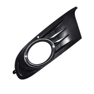 Решітка бампера переднього права Polcar 9518274