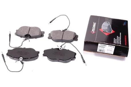 Гальмівнi колодки диск. передн. (з датчиком) Fiat Scudo 96-06 /Citroen Jumpy 95-, Evasion 94-02 /Peugeot 806, Expert PROTECHNIC PRP0067