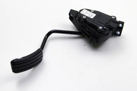 Педаль газа электр металл 1.9DCI rn,2.0DCI rn,2.5DCI rn Trafic 00-14, ОЕ: RENAULT 77 00 313 060