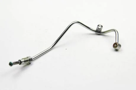 Масляна трубка турбіни впуск Trafic, Vivaro 2,5dCi, MASTER 2006-2014 RENAULT 8200469695