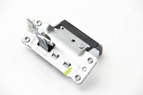 Замок задней двери нижний (ЛЯДА) RENAULT 905037151R