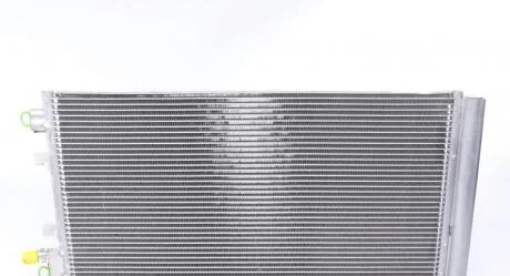 Радіатор кондиціонера Megane III/Scenic III/Fluence 08- RENAULT 92 10 099 56R