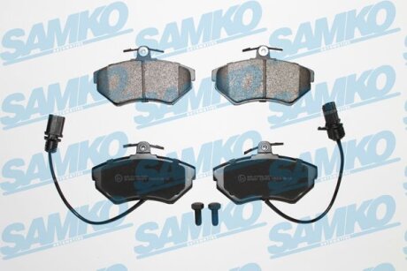 Колодки гальмівні передні Audi 80 (83-87), Passat B3-B4 (86-93), Golf (86-91) товста (LPR-) SAMKO 5SP979