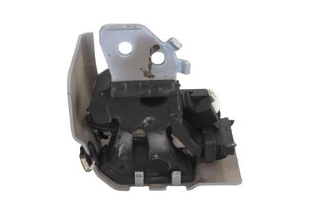 Кронштейн крепления глушителя задний Renault Megane II SASIC 4001578