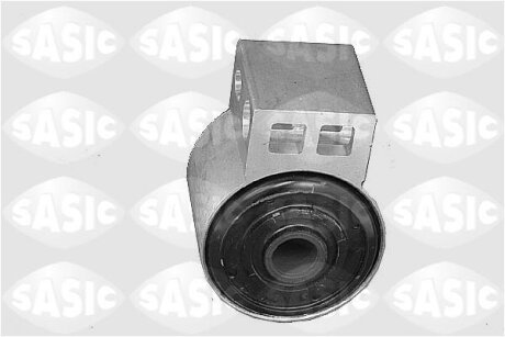 Сайлентблок переднього важеля SASIC 9003116