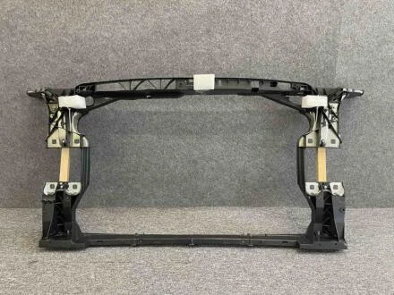 ПЕРЕДНЯЯ РАМА AUDI A4 (B9), 15 - 18 Signeda PAD30017A