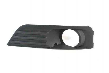 Решетка бампера переднего (заглушка) правая Signeda PFD99156CAR