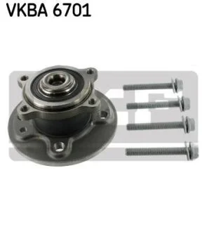 Підшипник колеса,комплект SKF VKBA 6701